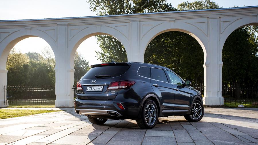  Hyundai Grand Santa Fe (DM) 2016 года  (фото 9 из 40)